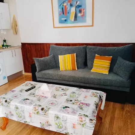 Neptuno 12b Apartment *